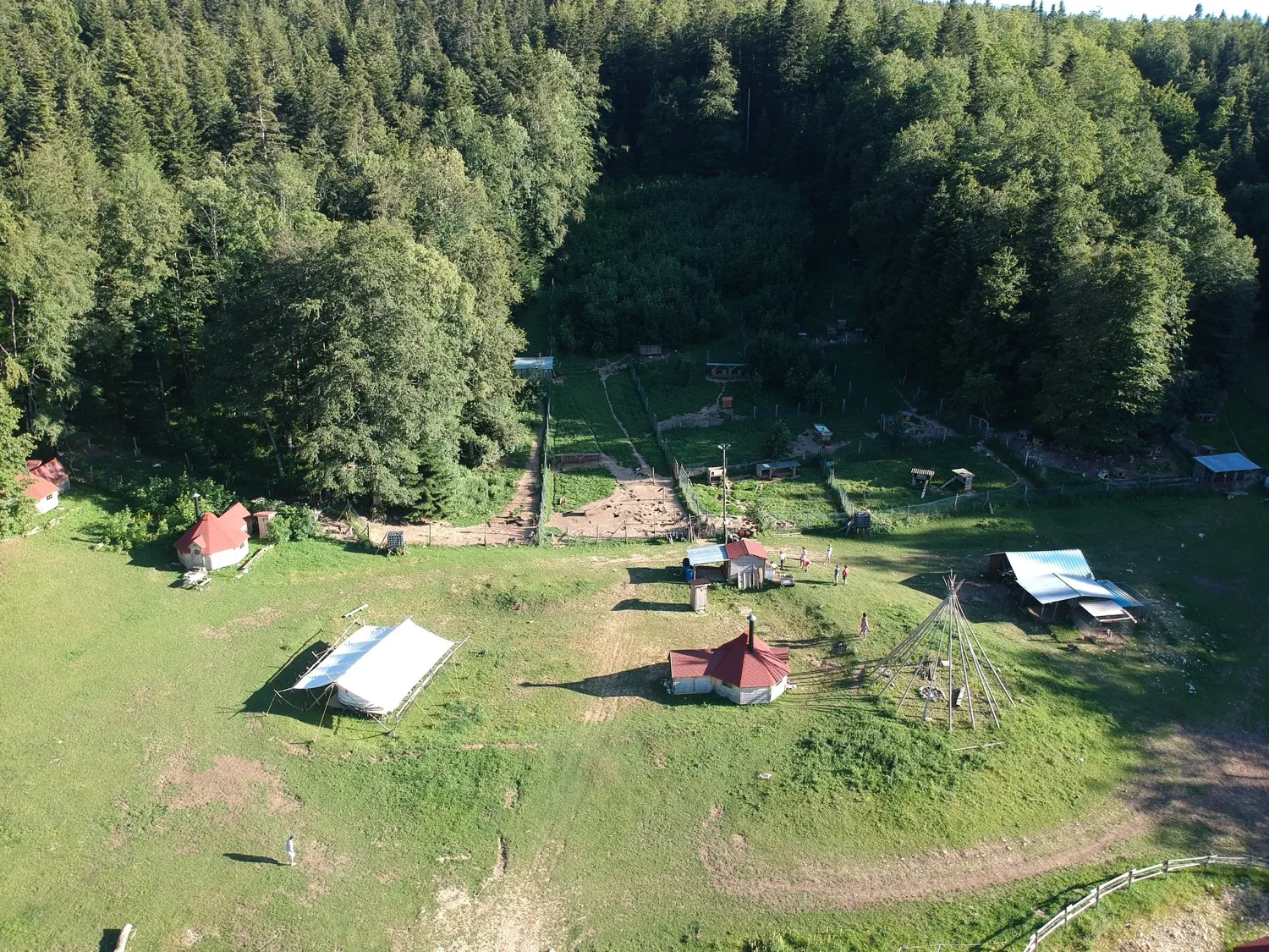 Kota Ivalo d'Esprit du Nord, Vassieux-en-Vercors : image 4