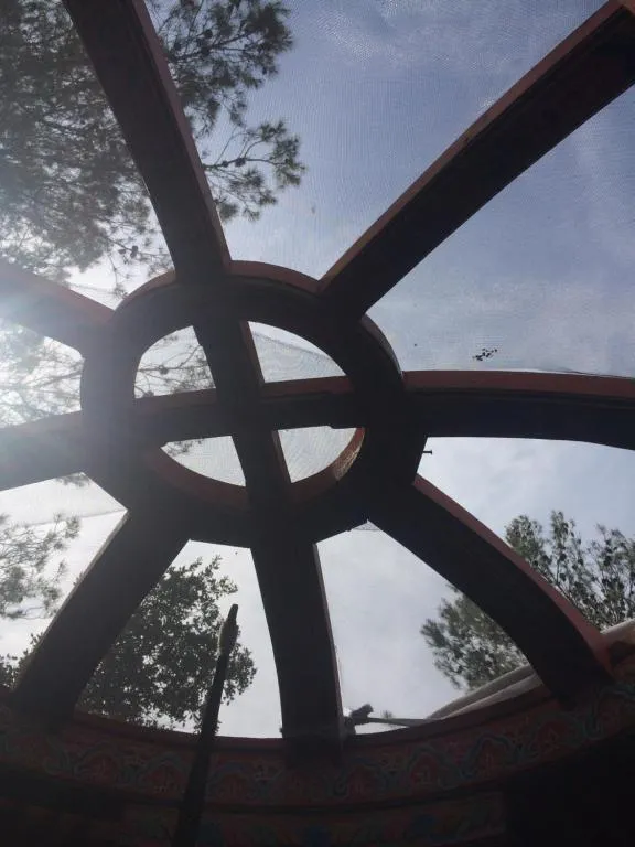 La yourte de Nîmes (yourte traditionnelle), Caveirac