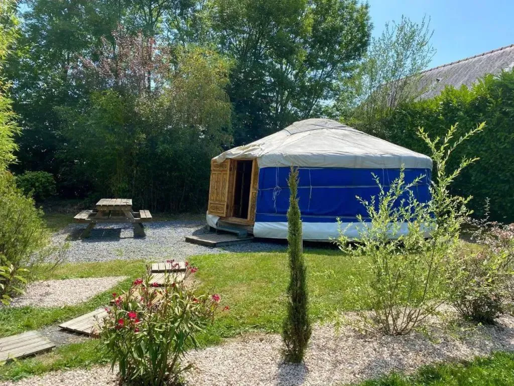 Les Yourtes du Béarn, Pontiacq-Viellepinte : image 3