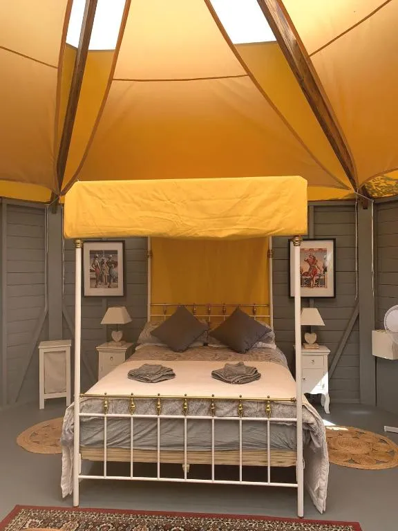 The Yurt at Les Forges, Saint-Sornin-la-Marche : image 2