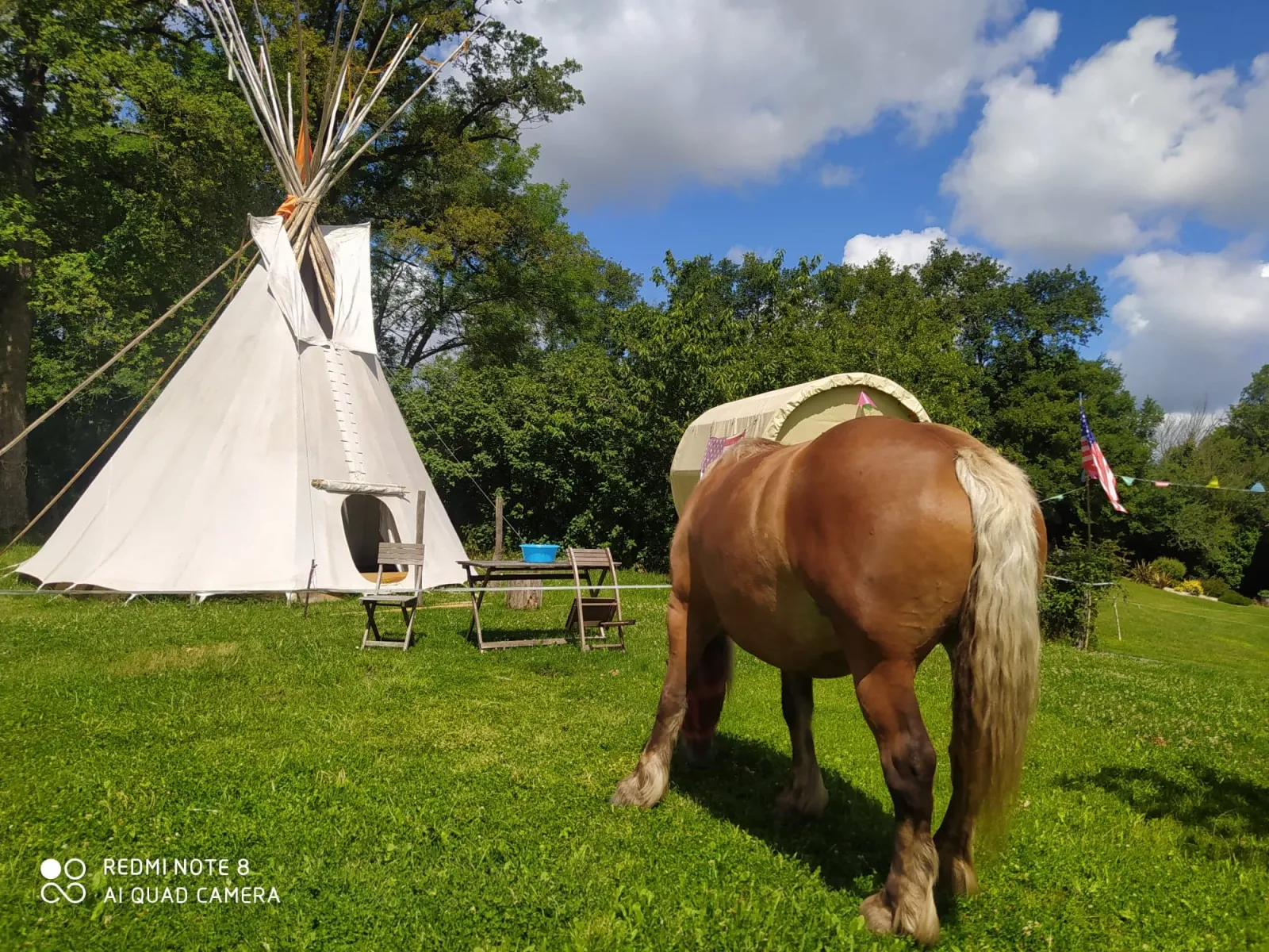 Tipi Cheyenne du Clos de l'Isop, Saint-Martial-sur-Isop : image 5