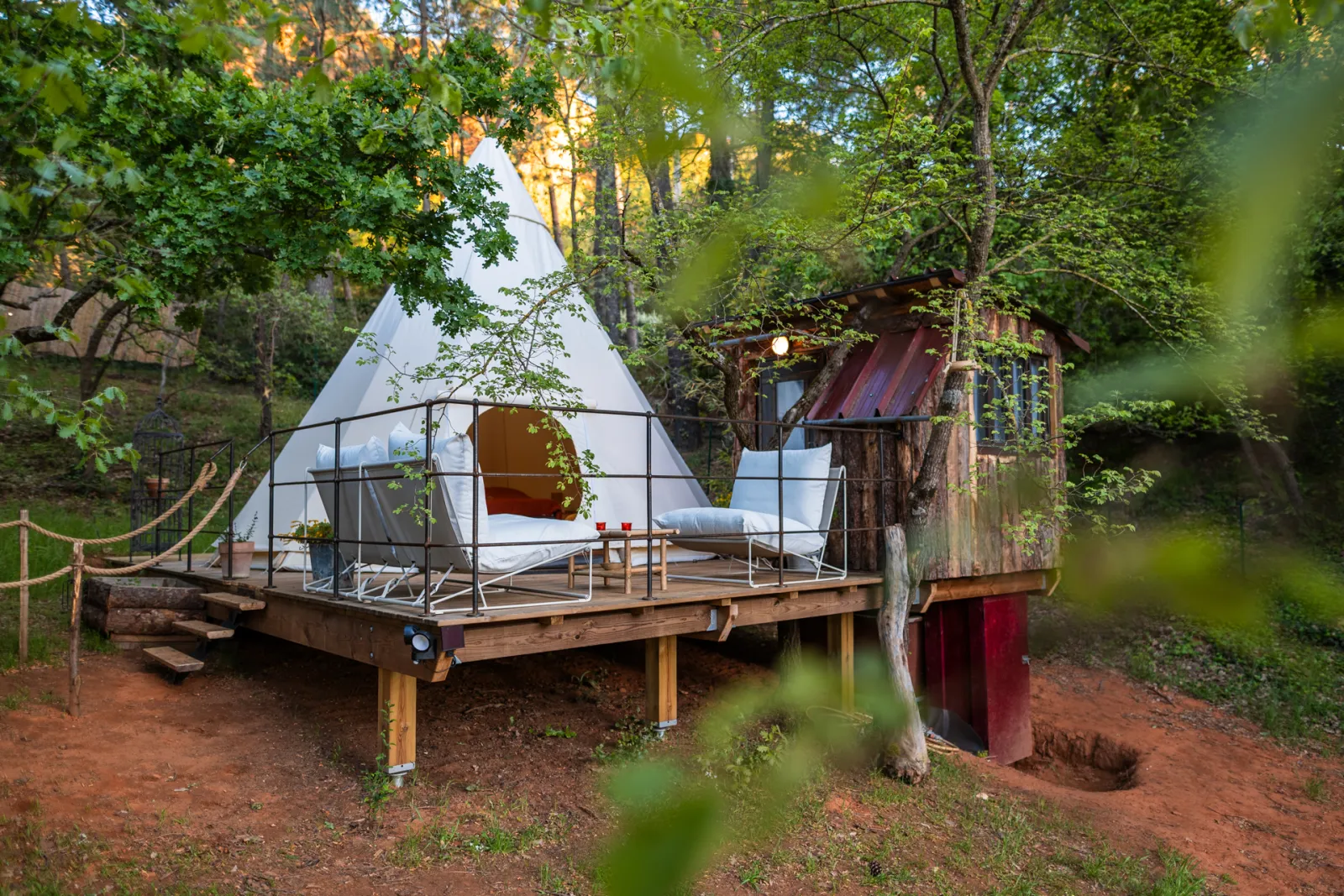 Tipi de la Tribu des Ocres, Roussillon : image 5