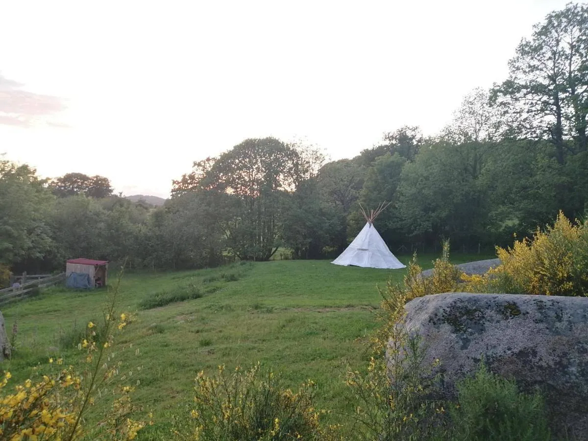 Tipi de Monthault, Monthault : image 4