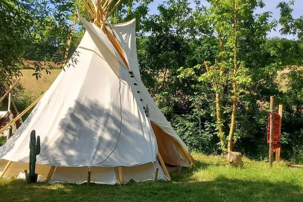 Tipi des Sioux (tipi), Moulayrès