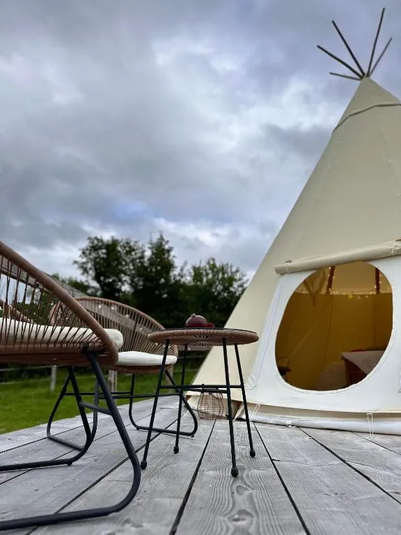 Tipi du Domaine de l'Atlas (tipi), Glanville