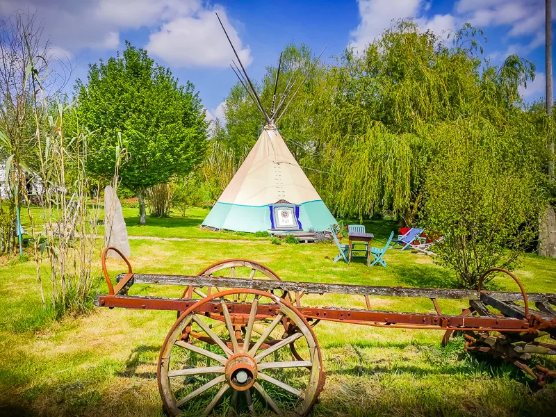 Tipi indien Roots (tipi), Caumont-sur-Aure