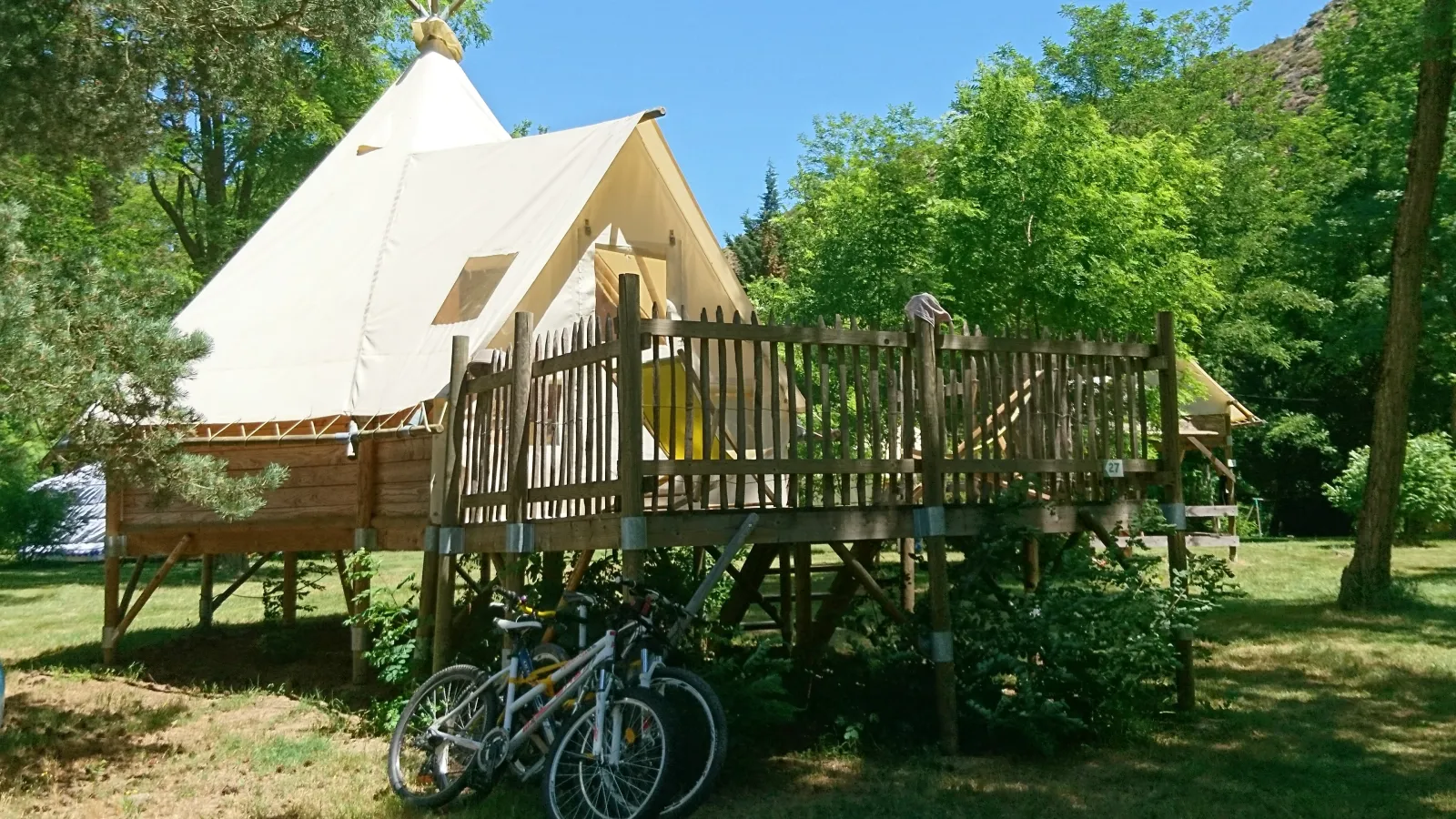 Tipi-Lodge sur pilotis du Viaduc, Arlebosc : image 2