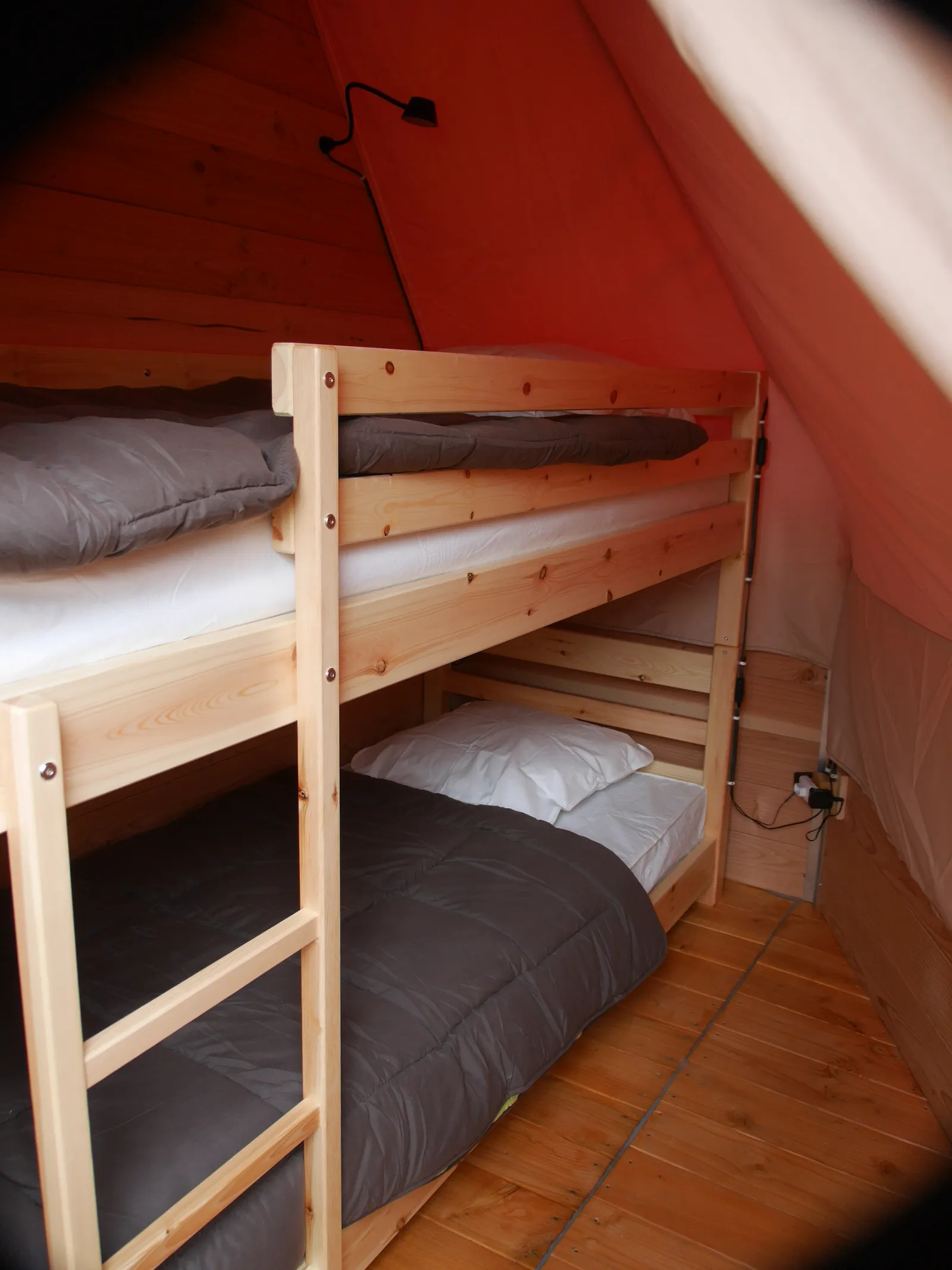 Tipi Maya du Camping de la Gères, Surgères : image 5
