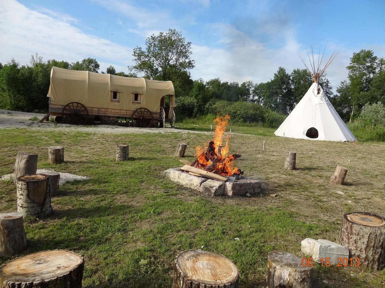 Tipi n°2 de Western City (tipi), Barberey-Saint-Sulpice