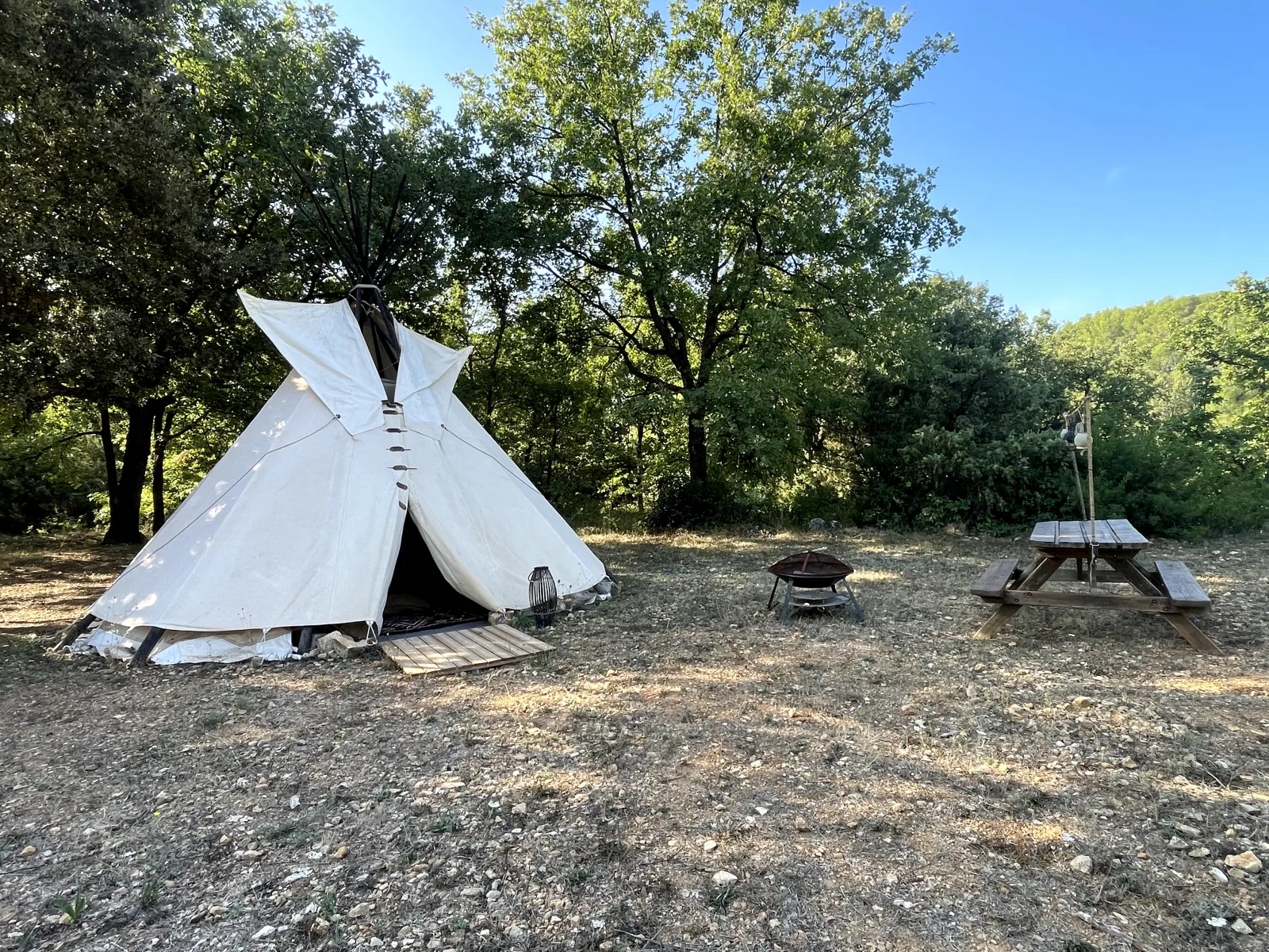 Tipi Naskapi de Tipizen (tipi), Trans-en-Provence