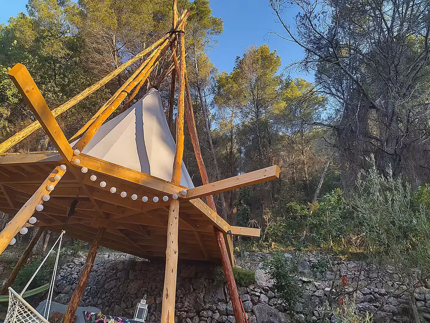 Le Tipi² Perché du P'tit Mas (tipi), Salernes