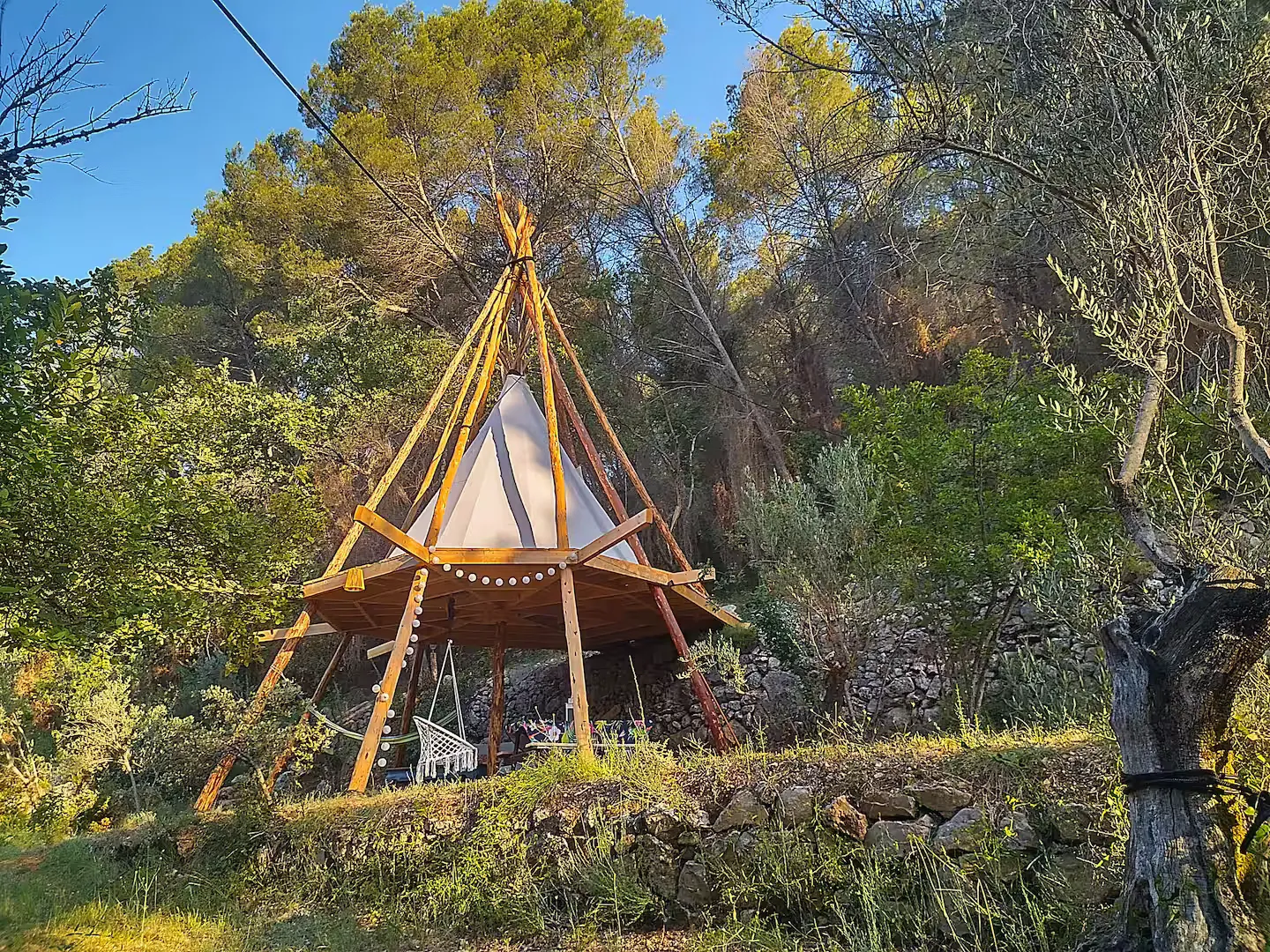 Le Tipi² Perché du P'tit Mas, Salernes : image 2