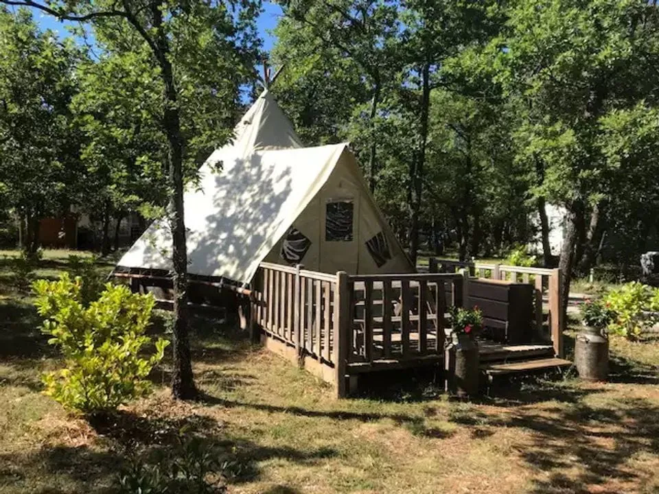 Tipi Standard du Jas du Moine (tipi), Salignac