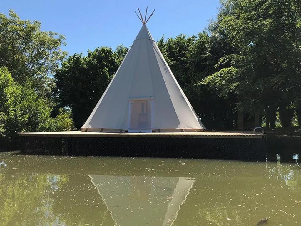 Tipi sur pilotis de Maulde, Maulde : image 2