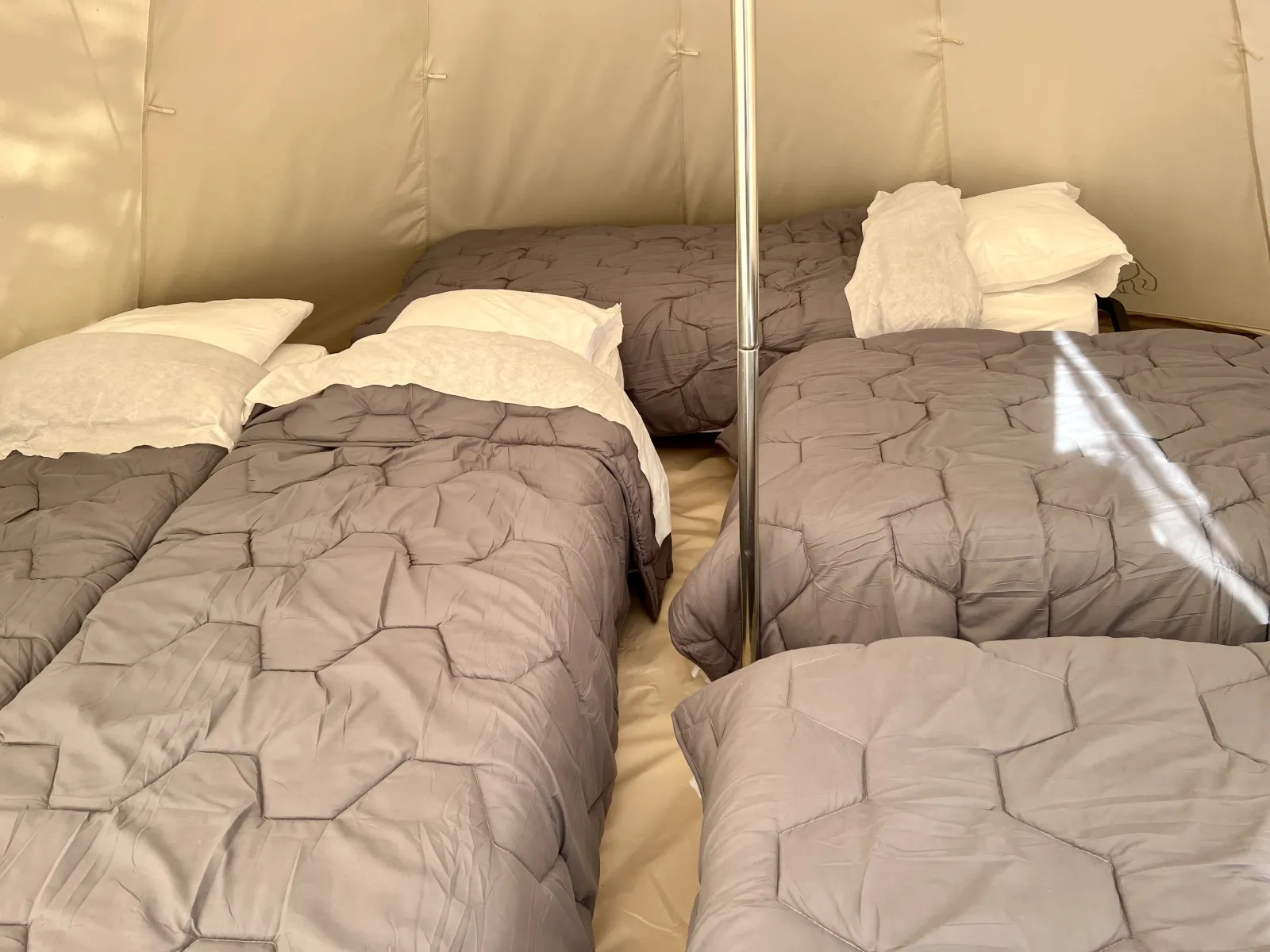 Tipi Tips de la Rivière Dorée, Bagneaux-sur-Loing : image 2
