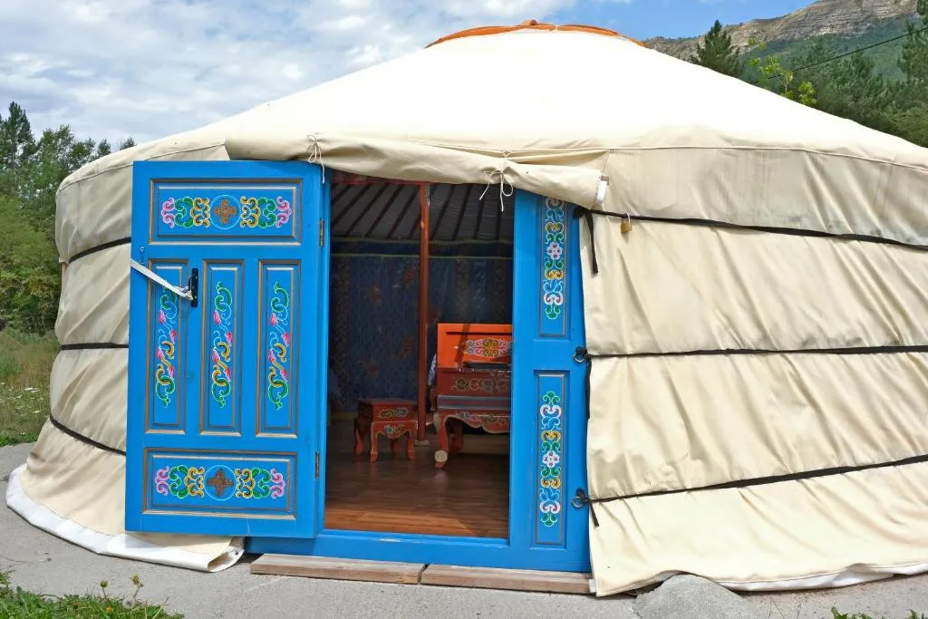 Verdon Yourtes (yourte traditionnelle), Angles