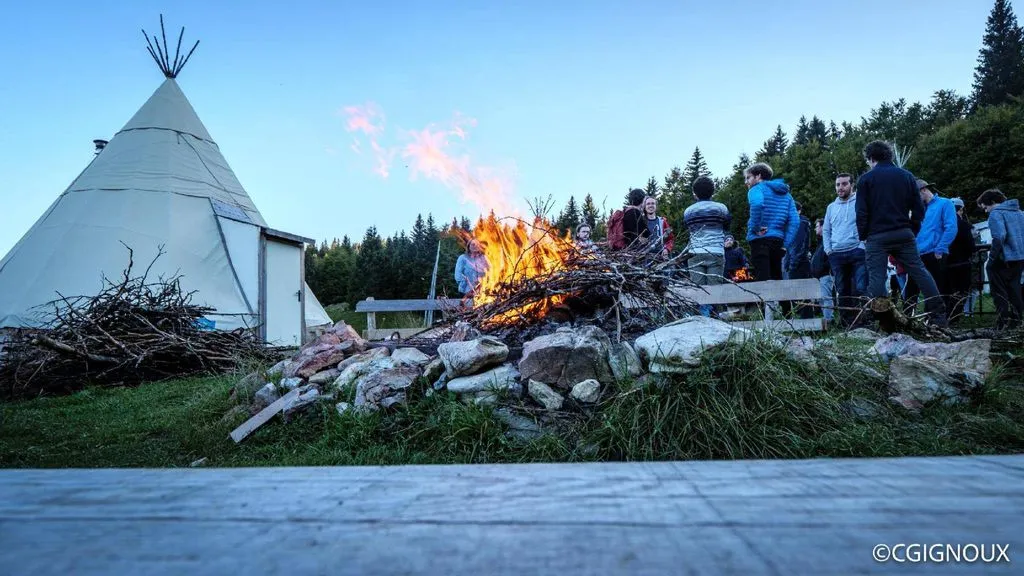 Village Tipi, Montcel : image 5