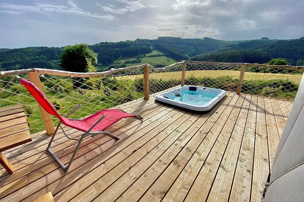 Yourte avec spa de Saint-Beauzély, Saint-Beauzély : image 4