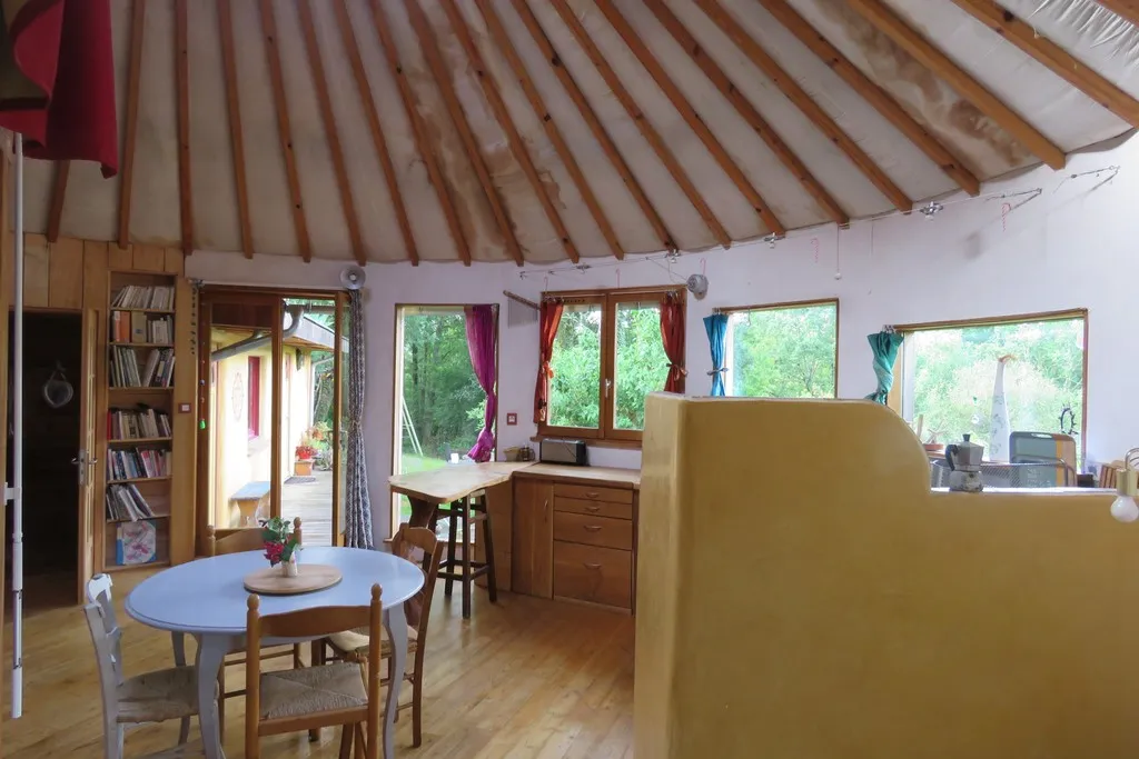Yourte d'Esquillot en forêt, Sainte-Croix-Volvestre : image 5