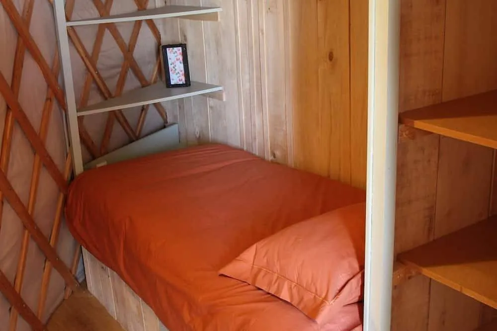 Yourte de la vallée, Argentonnay : image 2