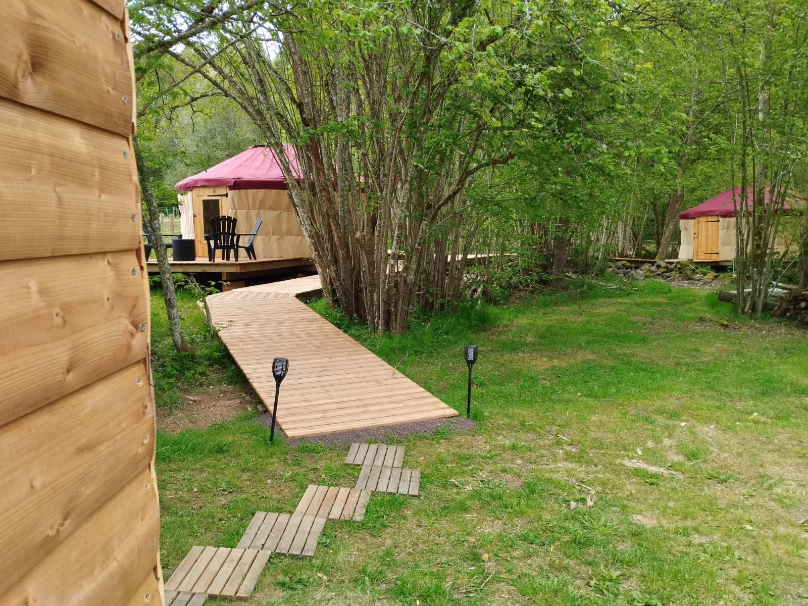 Yourte des 5 chemins (yourte contemporaine), Mazaye