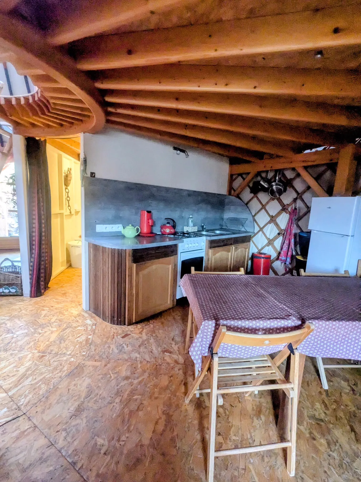 La Yourte des Collines, Châteauneuf-de-Galaure : image 4