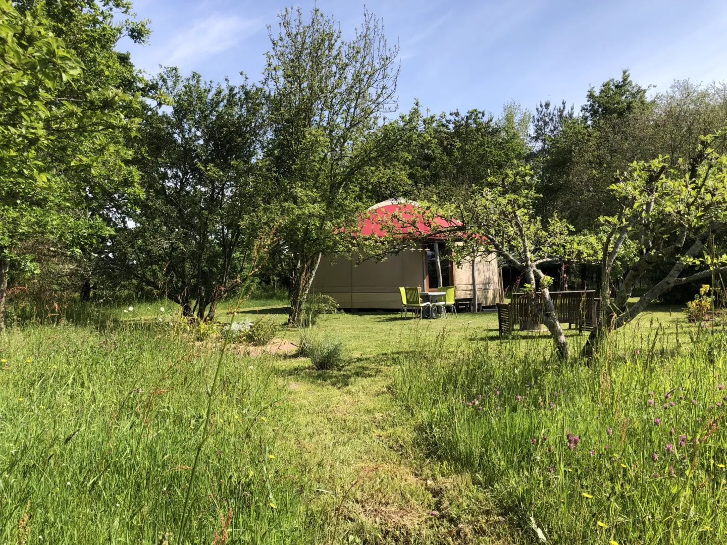 La yourte des Saules (yourte contemporaine), Fontaines-en-Sologne