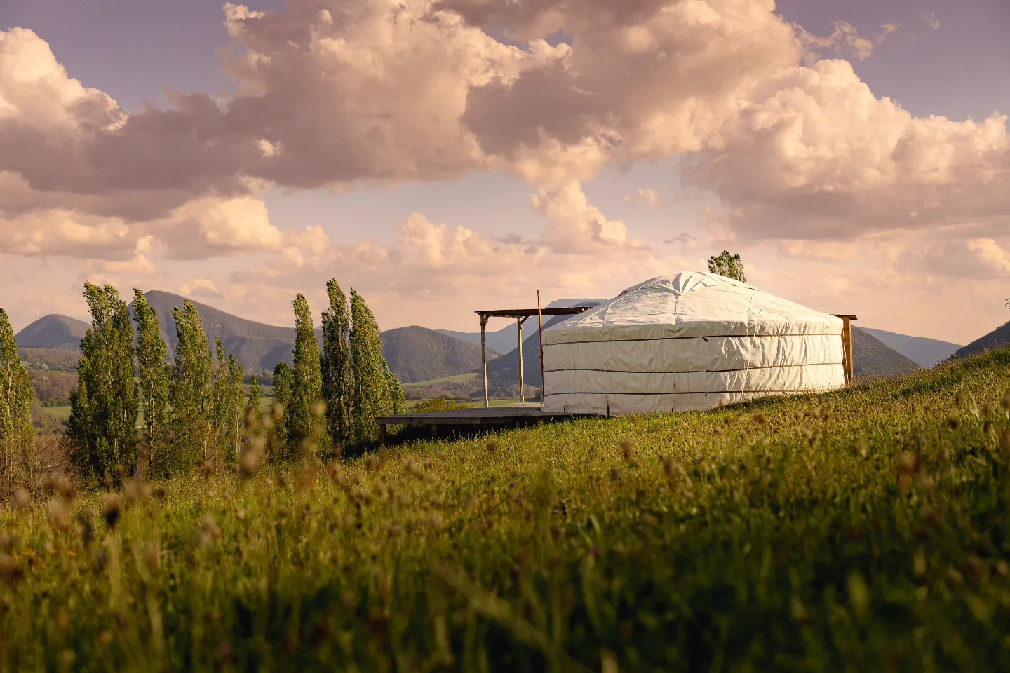 Yourte Drôme Esprit Nature (yourte contemporaine), Le Poët-Célard