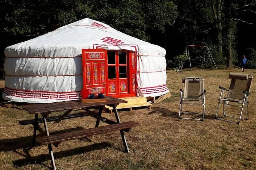 Yourte du lac du Der (yourte traditionnelle), Éclaron-Braucourt-Sainte-Livière