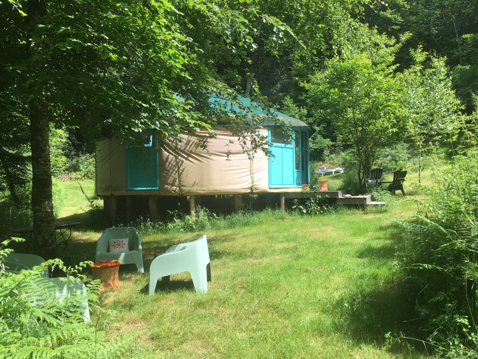 Yourte Enchantée d'Yzorche (yourte contemporaine), Argentat-sur-Dordogne