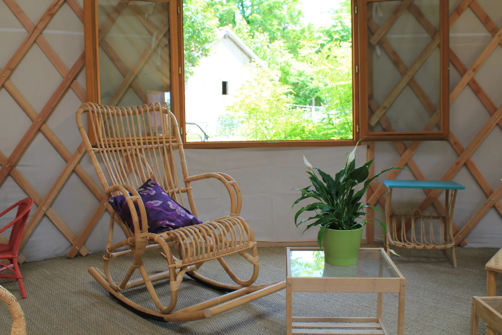 Yourte famille nombreuse du Family Ecolodge, Batilly-en-Puisaye : image 3