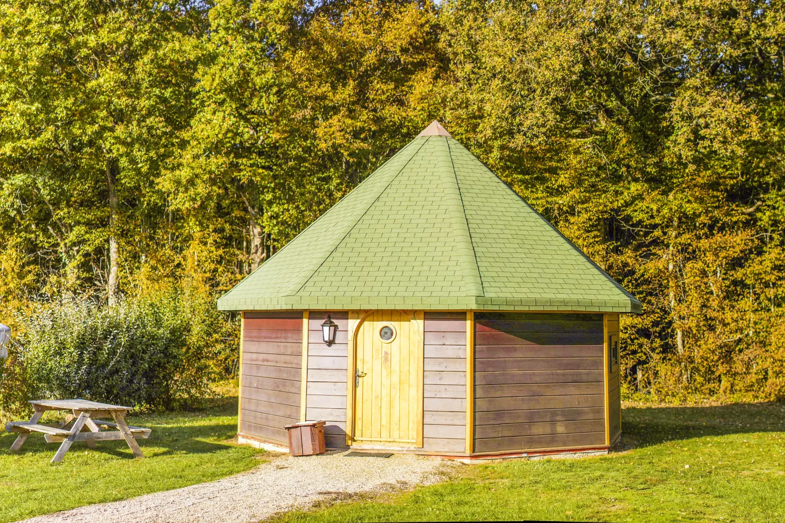 Yourte Isba du Domaine de Dienné (yourte contemporaine), Dienné