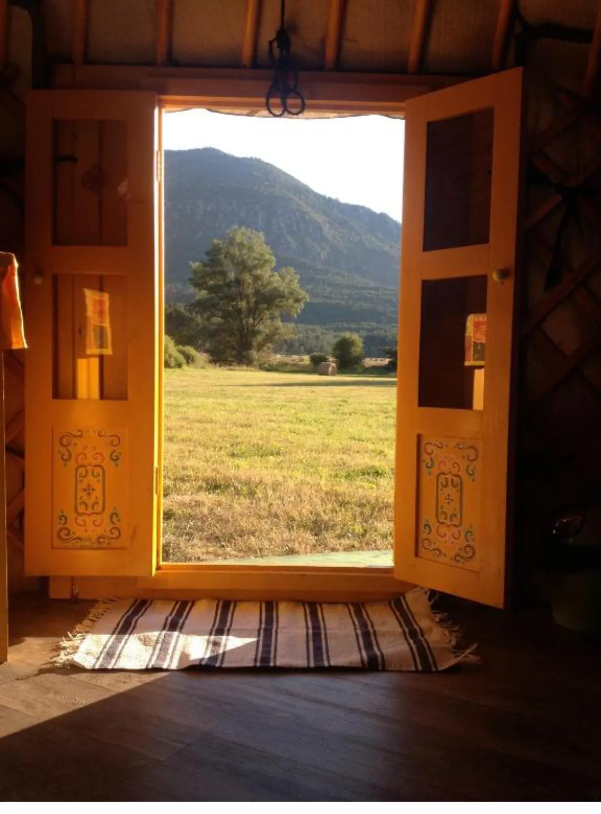 Yourte Méloa avec jacuzzi, La Bastide : image 5