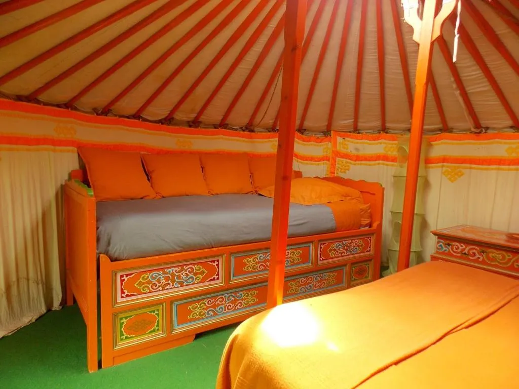 Yourte mongole (yourte traditionnelle), Huriel