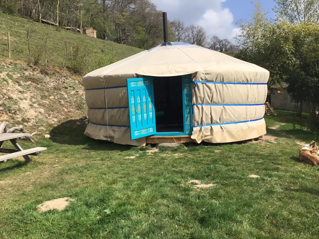 Yourte Morvan Insolite (yourte contemporaine), Mesvres