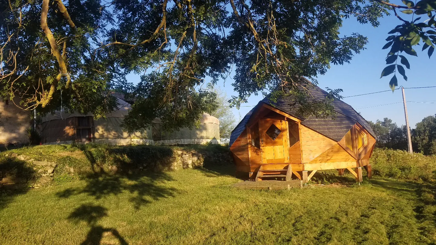 Yourtes du Gîte du Liron, Cazeneuve-Montaut : image 4