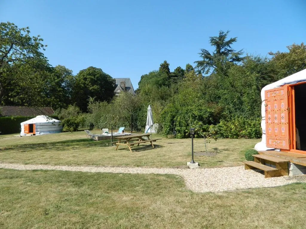 Yourtes du Village des Templiers, Gisors : image 5